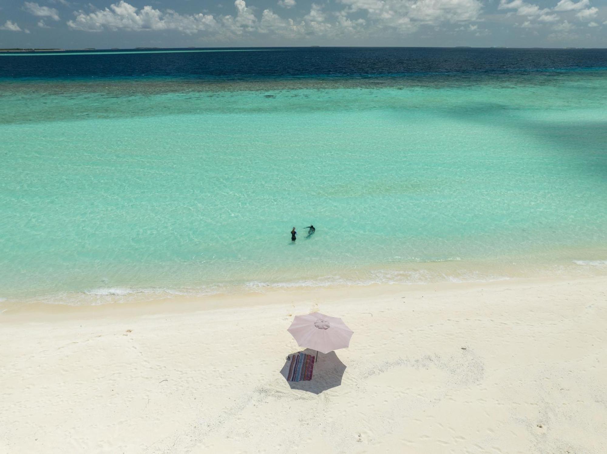 Kamadhoo Inn Exterior photo